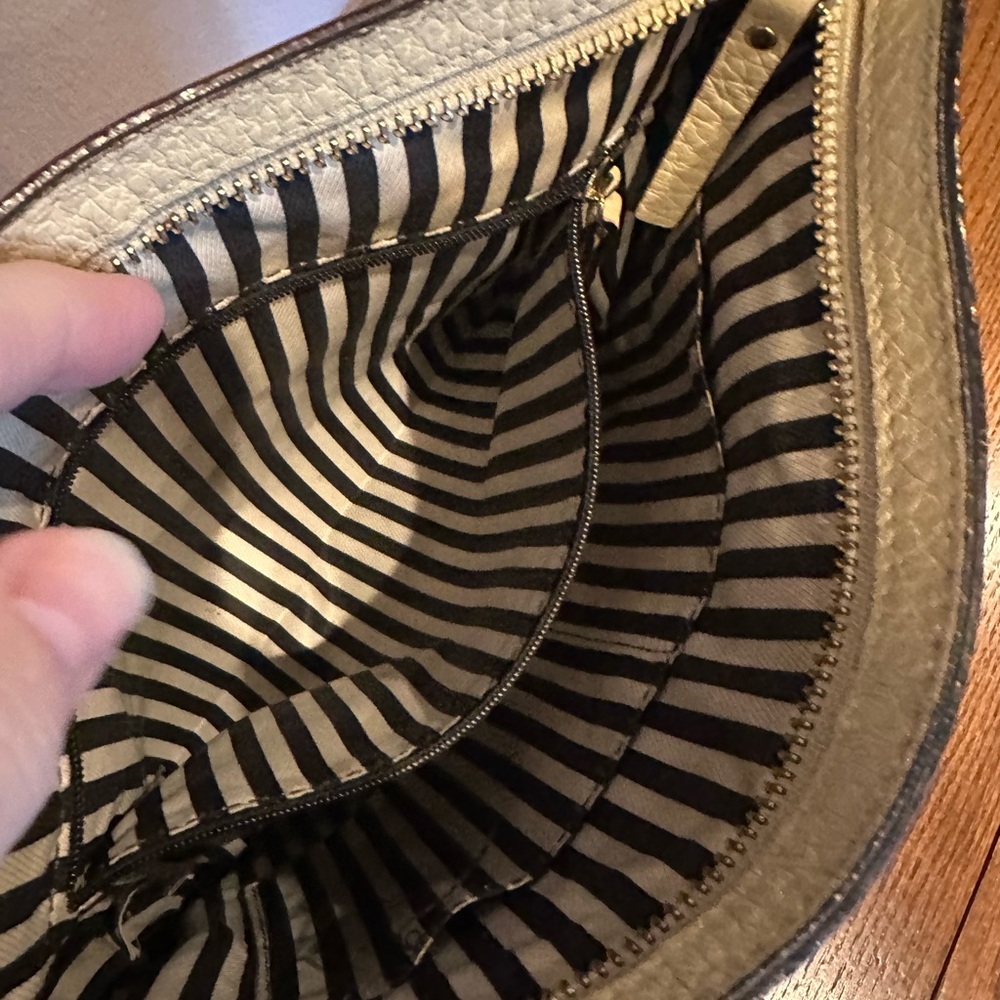 Kate Spade crossbody - Picture 10 of 13